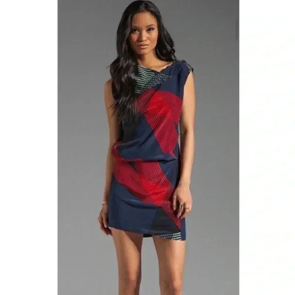 Derek Lam I 10 - Picture 1 of 12
